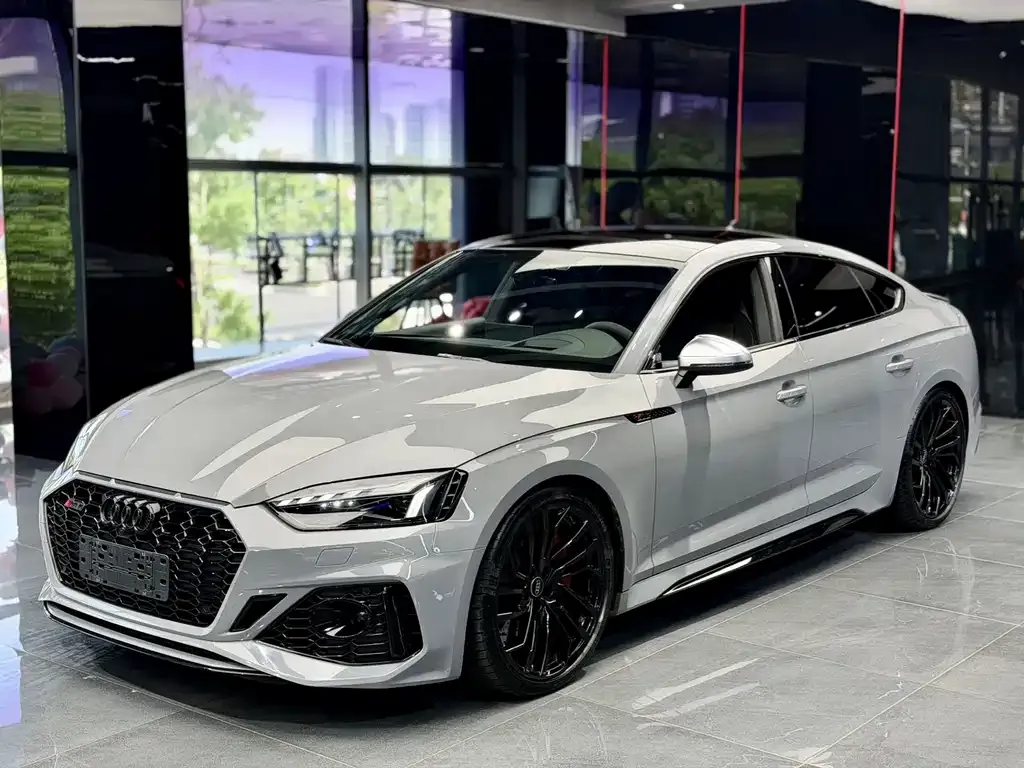 Audi RS 5