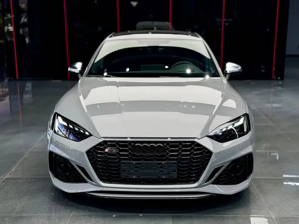 Audi RS 5 2023 из CN, фото 2