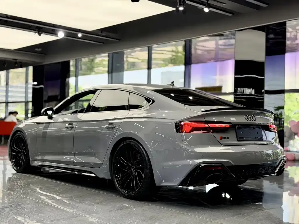 Audi RS 5 2023 из CN, фото 7