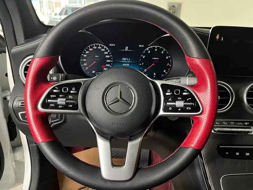 Mercedes-Benz GLC Coupe — фото 9