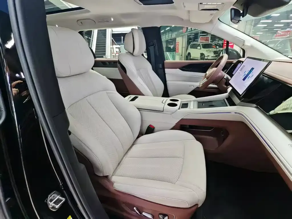 BYD Xia 2025 из CN, фото 7
