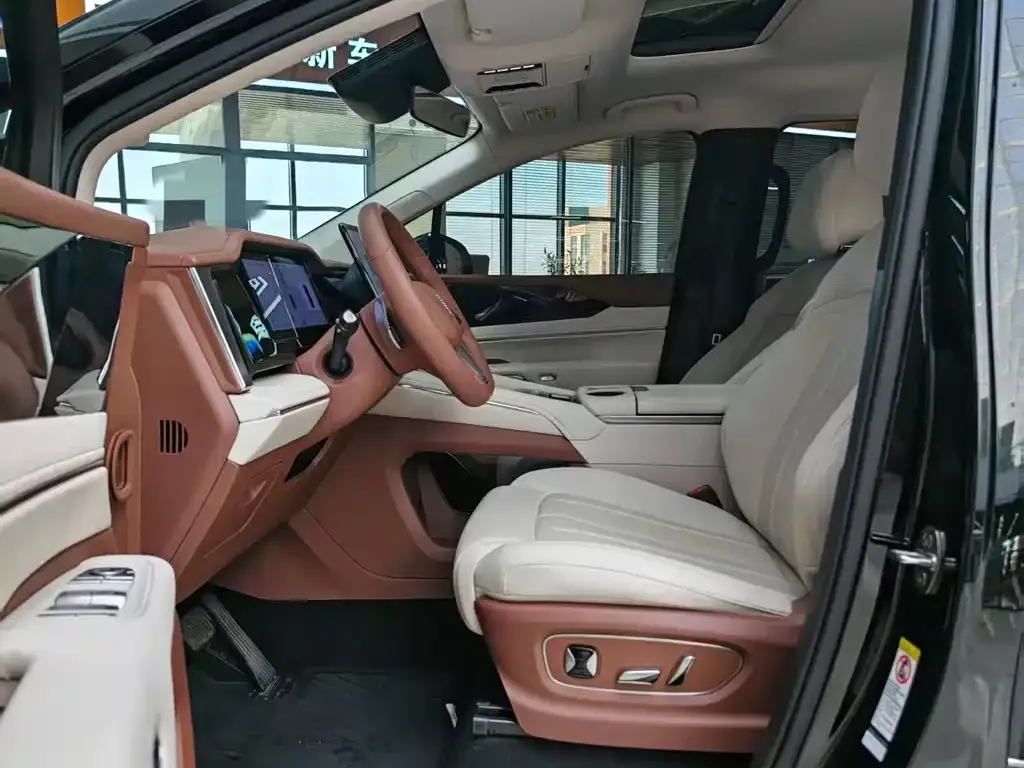 BYD Xia 2025 из CN, фото 4