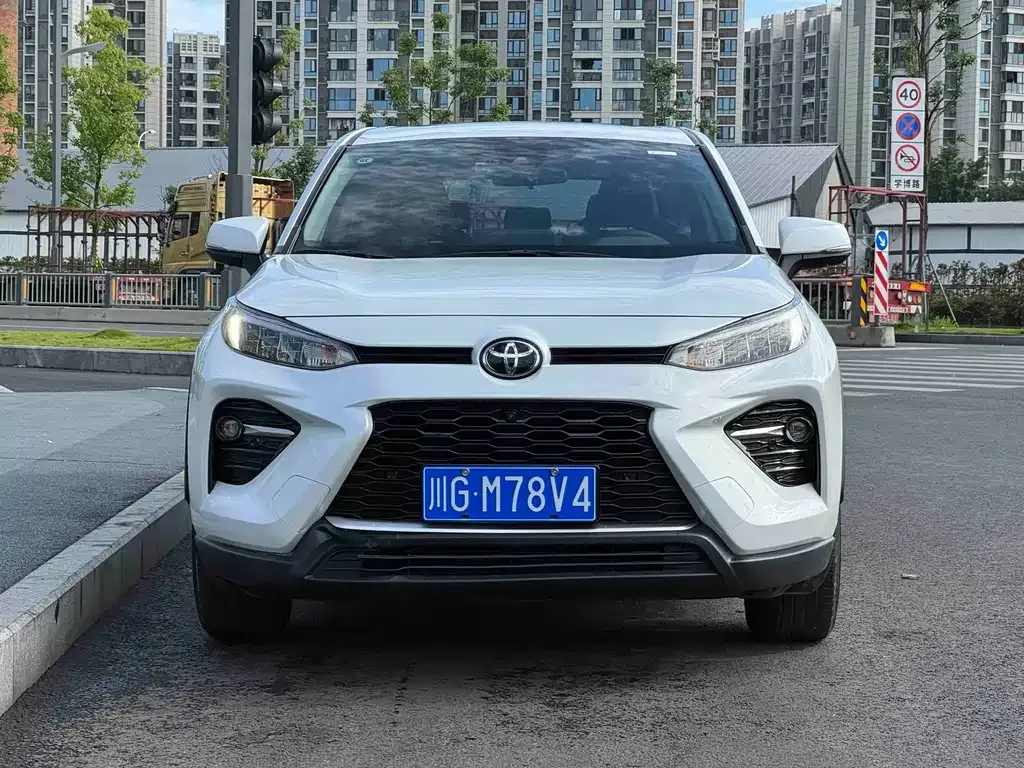 Toyota Wildlander — фото 4