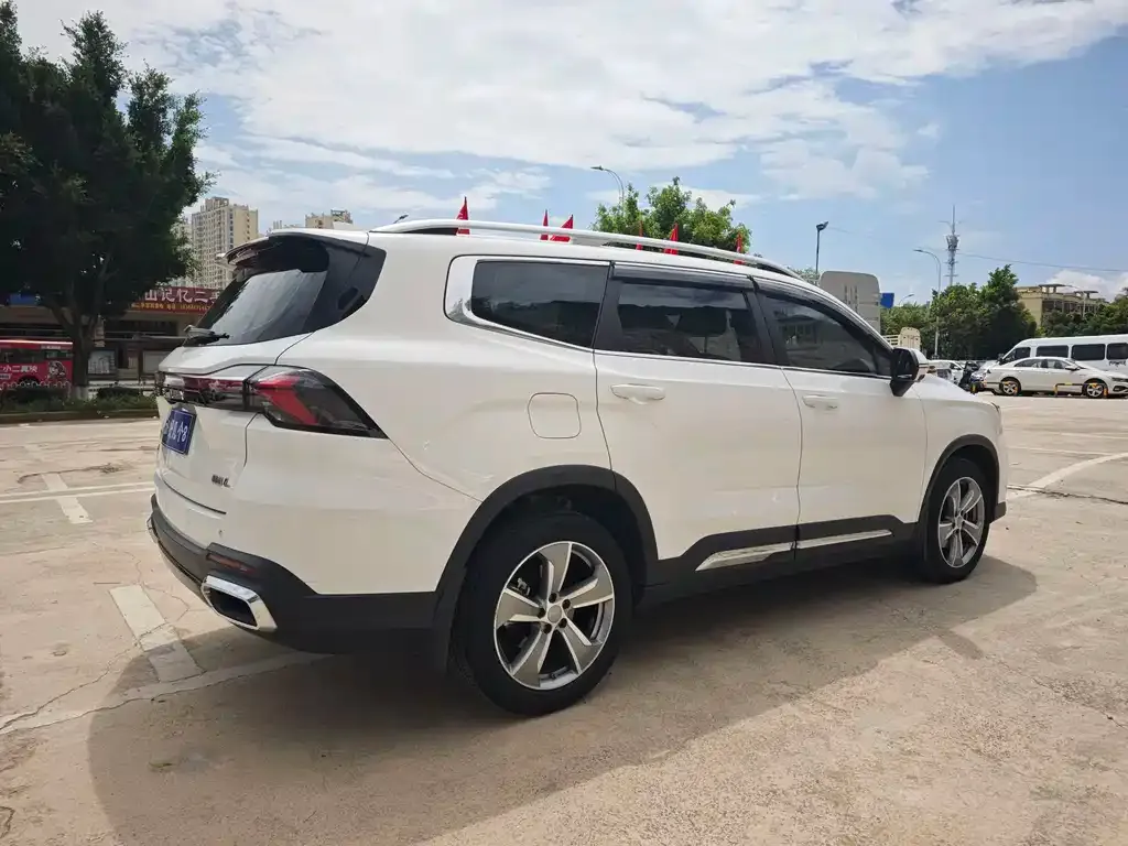 Geely Haoyue L 2024 из CN, фото 4