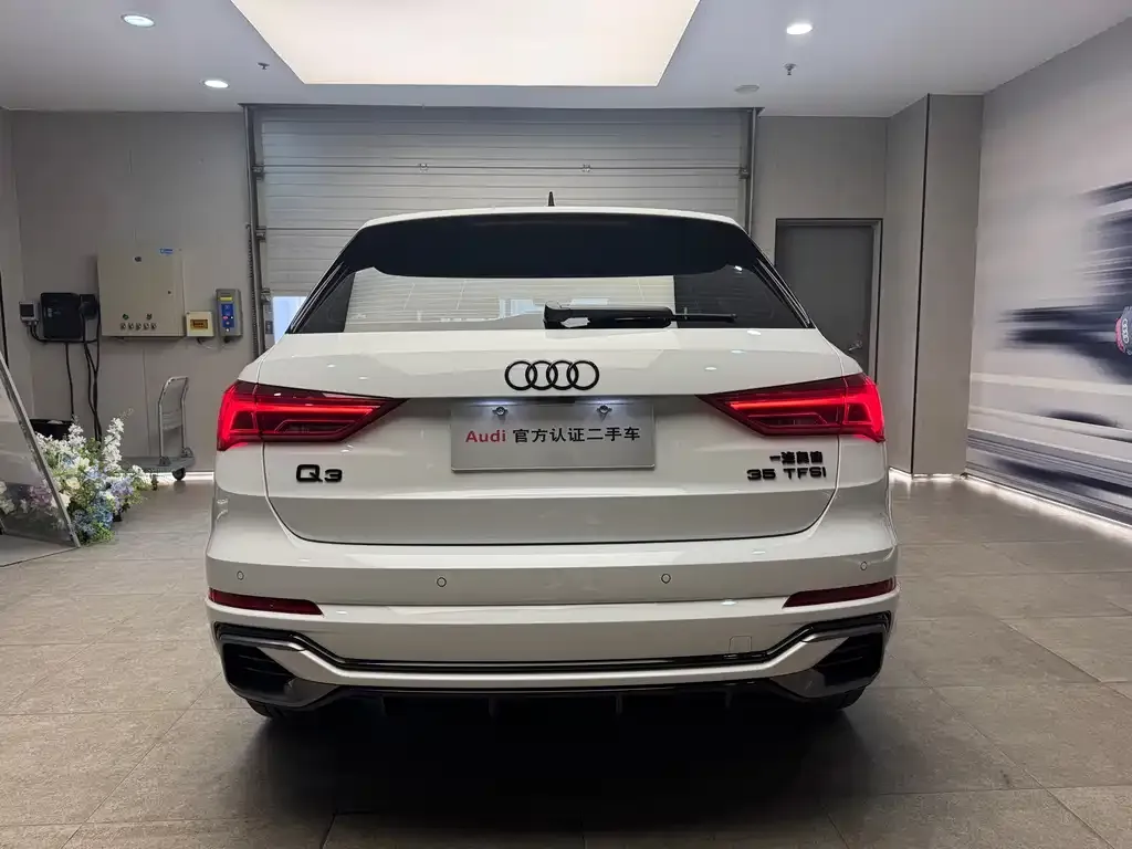 Audi Q3 — фото 3