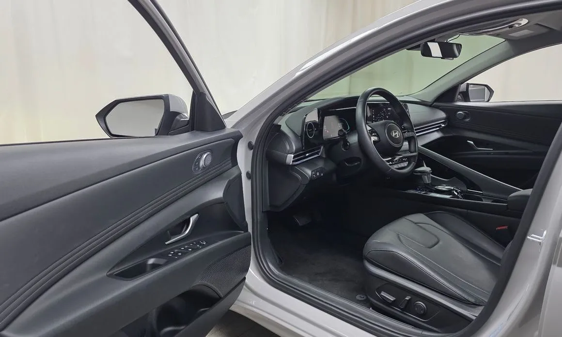 Hyundai AVANTE 2024 из KR, фото 3