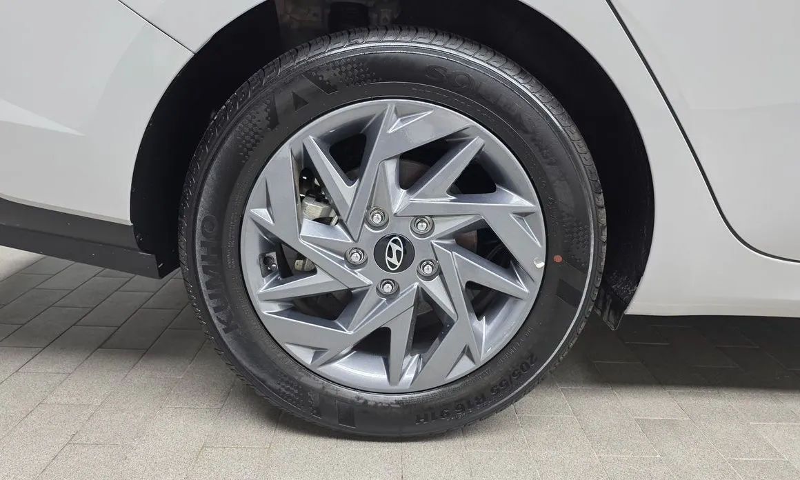 Hyundai AVANTE 2024 из KR, фото 6