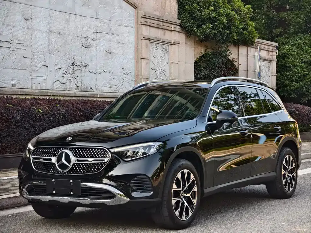 Mercedes-Benz GLC — фото 1