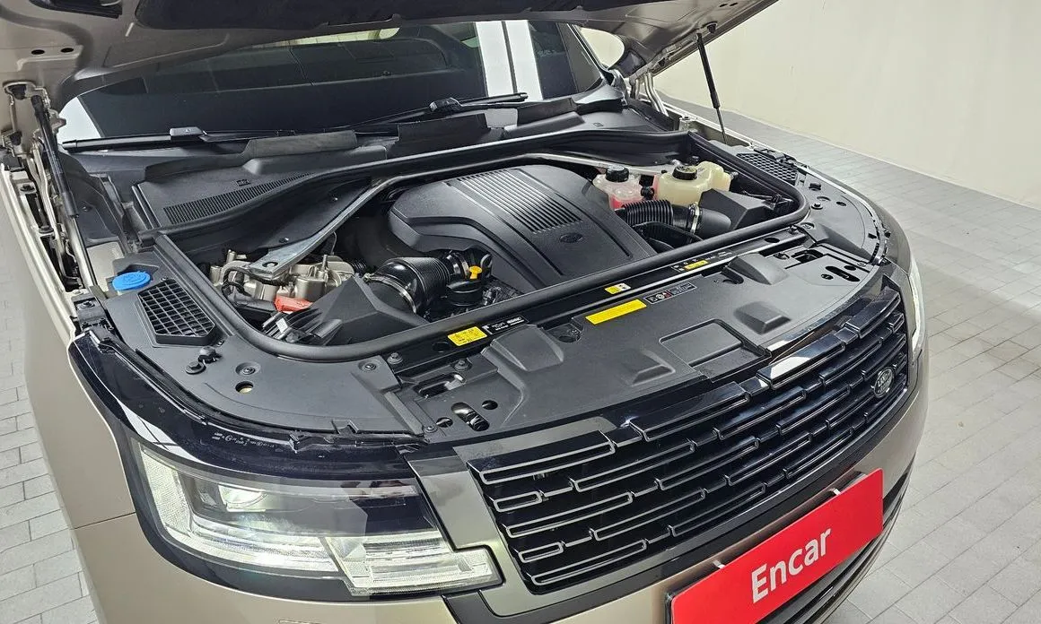 Land Rover Range Rover 2024 из KR, фото 10