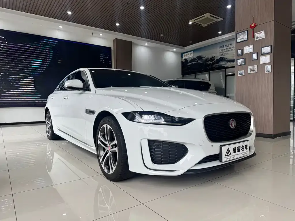 Jaguar XEL — фото 3