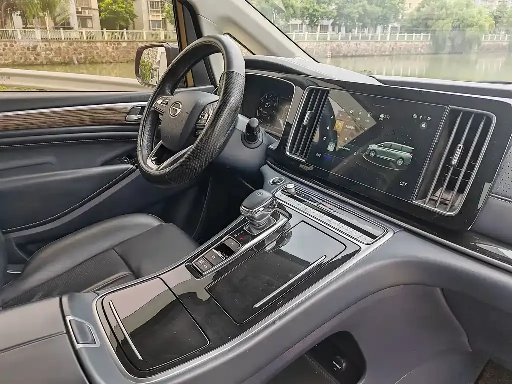 GAC Motor Trumpchi M8 — фото 9