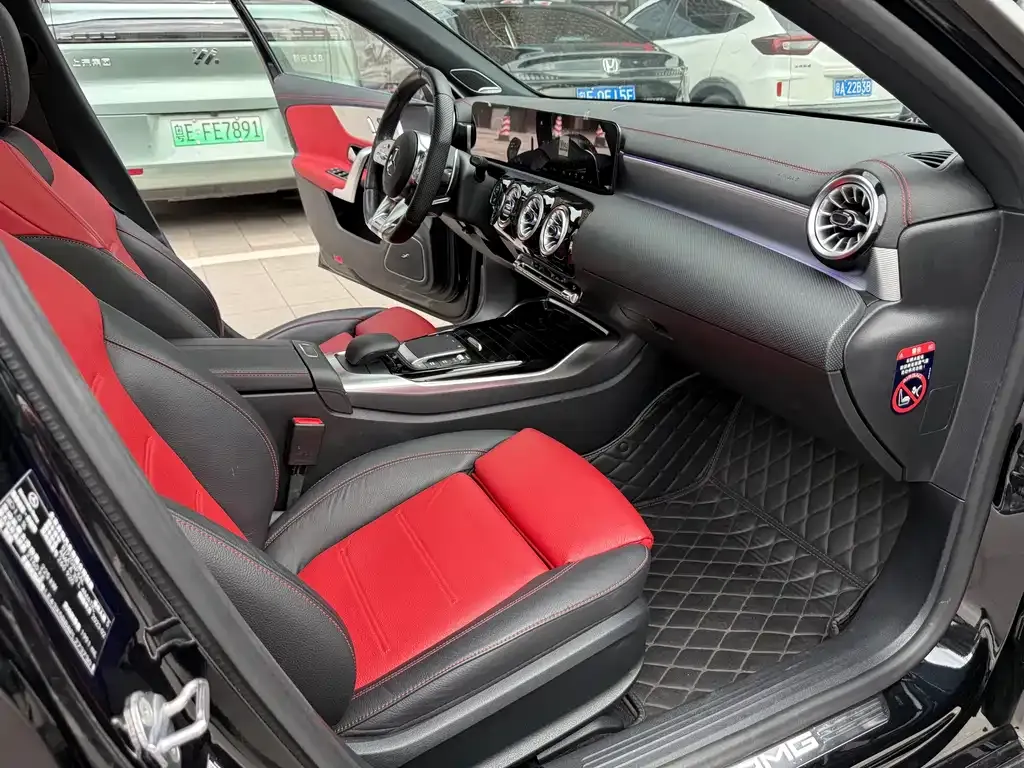 Mercedes-Benz A-Class AMG 2023 из CN, фото 8
