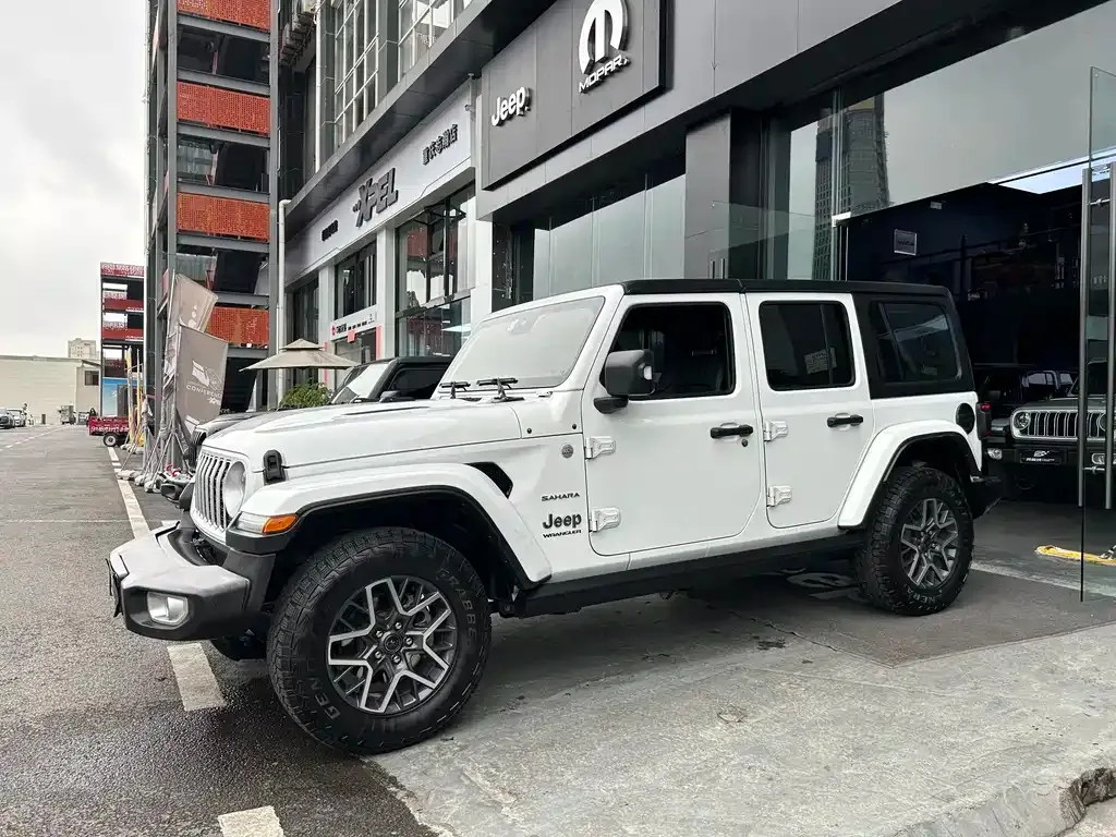 Jeep Wrangler — фото 5