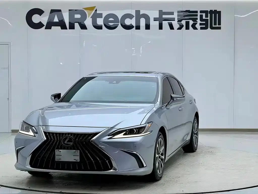 Lexus ES — фото 9