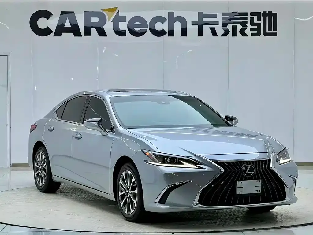 Lexus ES — фото 3