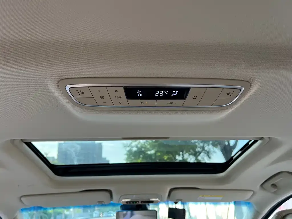 Buick GL8 2023 из CN, фото 8