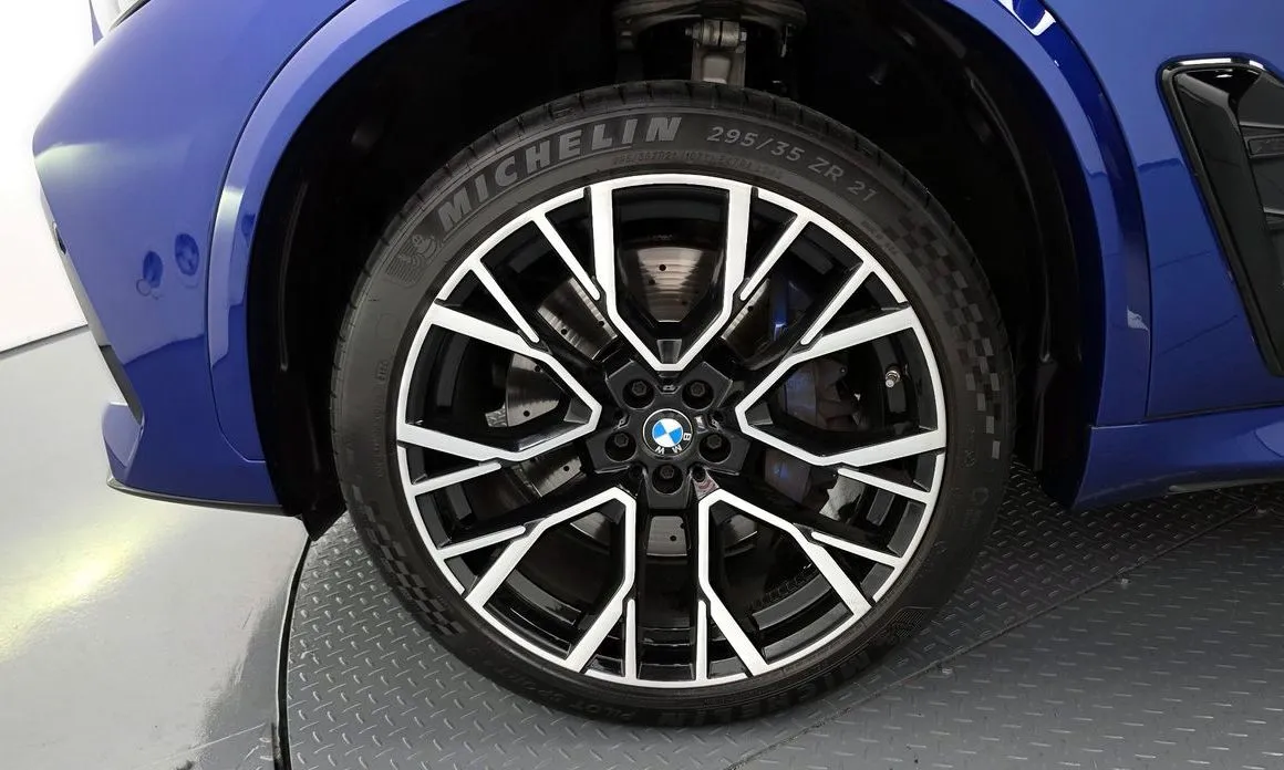 BMW X5M 2021 из KR, фото 9