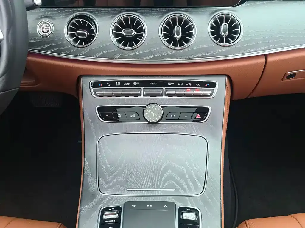 Mercedes-Benz CLS — фото 7