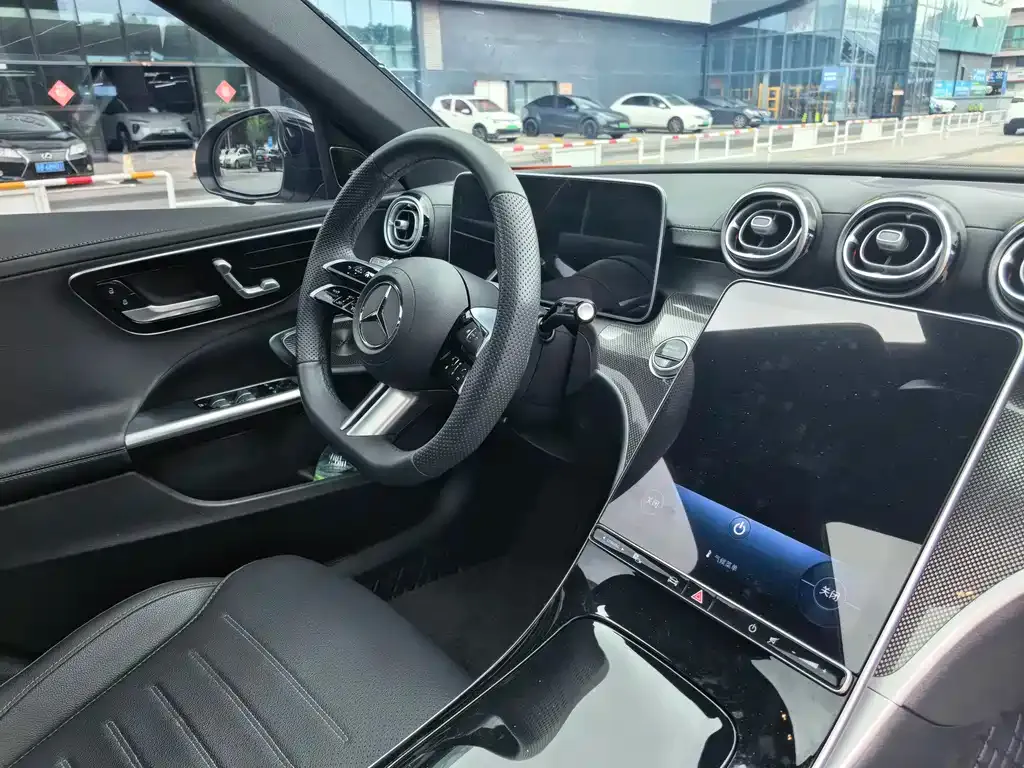 Mercedes-Benz C-Class — фото 10