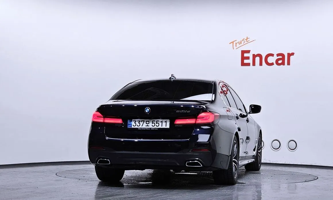 BMW 5-Series 2023 из KR, фото 5