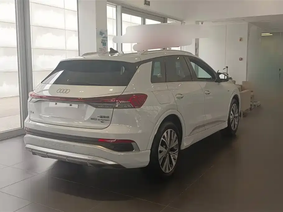 Audi Q4 e-tron 2023 из CN, фото 4