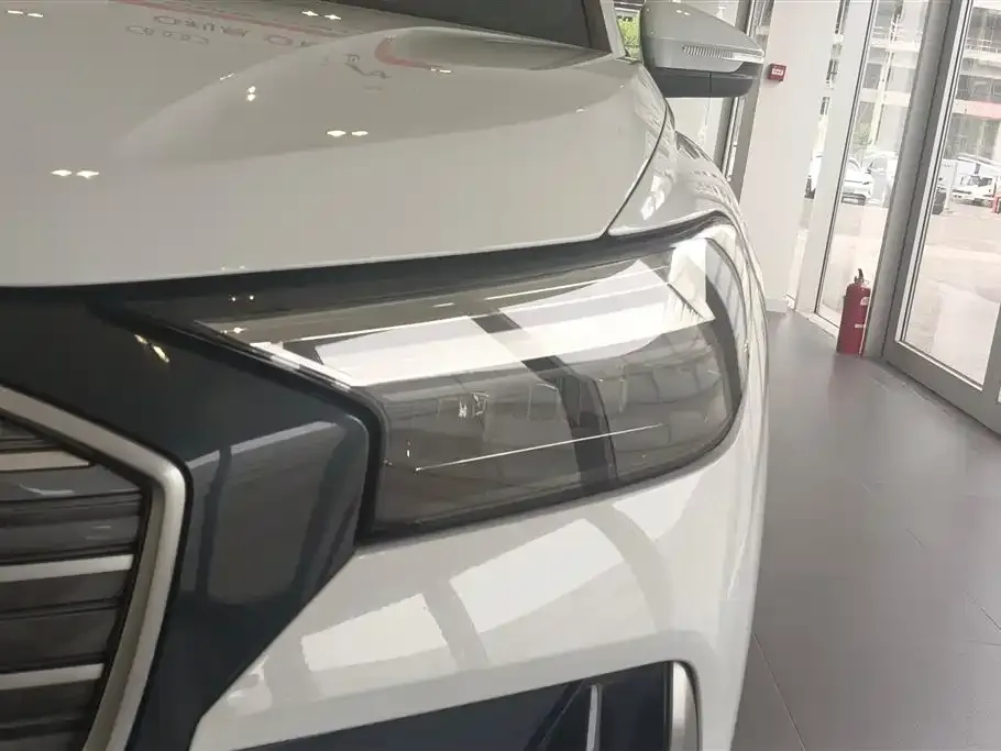 Audi Q4 e-tron 2023 из CN, фото 6