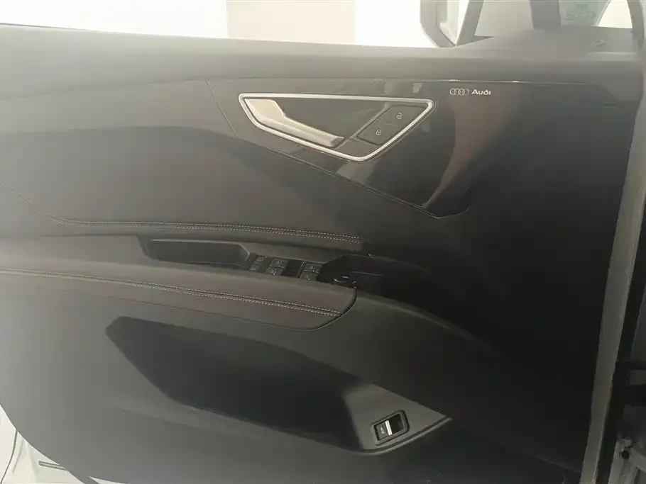 Audi Q4 e-tron 2023 из CN, фото 3