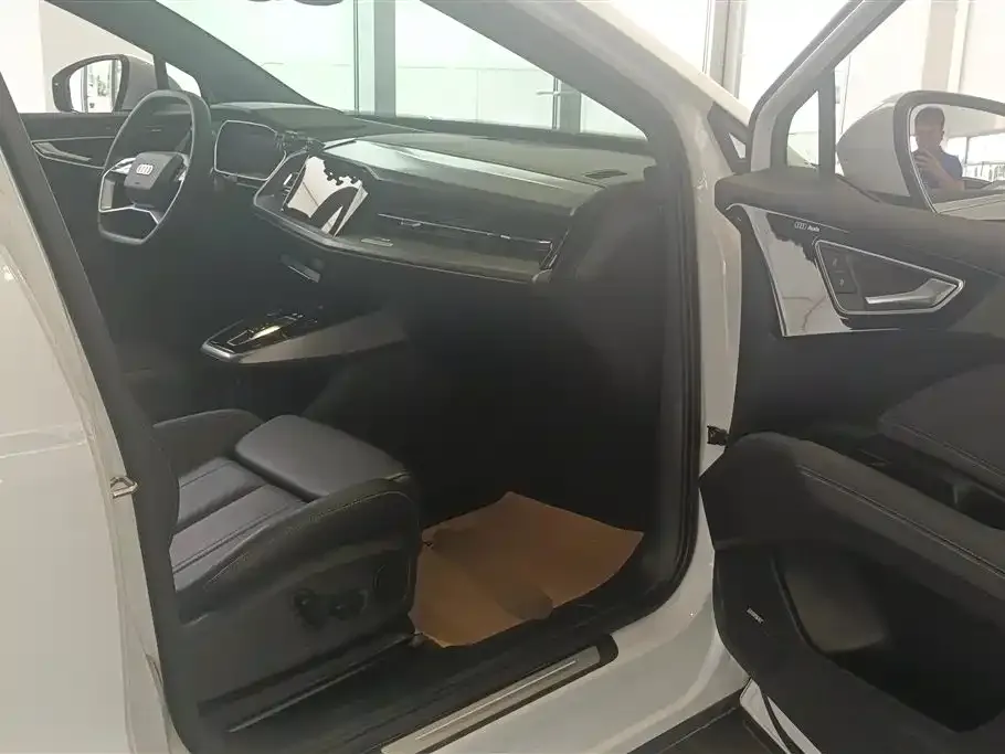 Audi Q4 e-tron 2023 из CN, фото 7