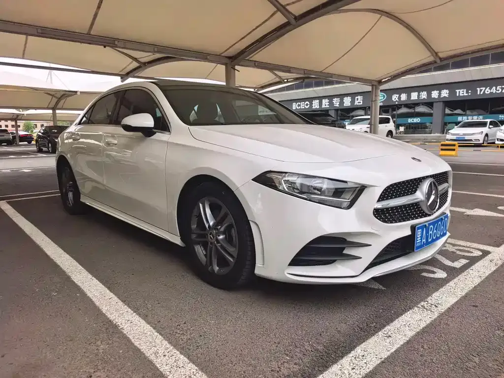 Mercedes-Benz A-Class — фото 9