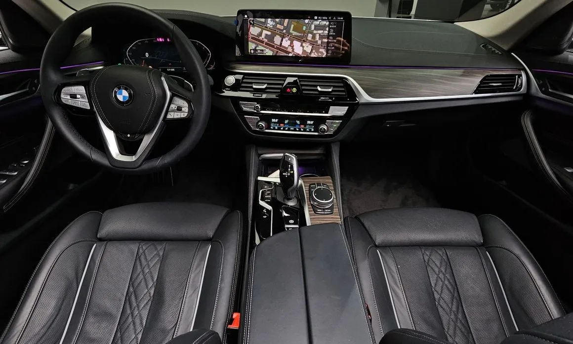 BMW 5-Series 2023 из KR, фото 7