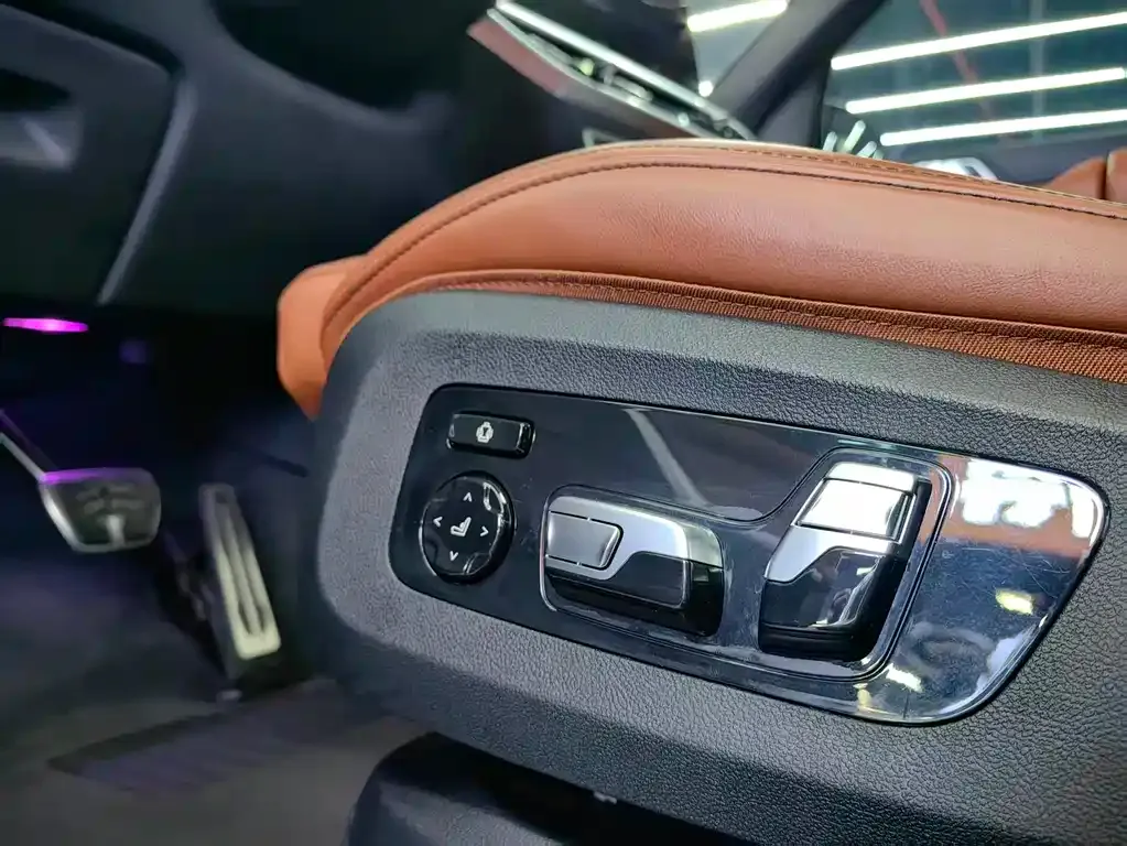 BMW X7 2023 из CN, фото 5
