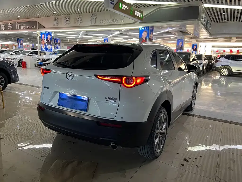 Mazda CX-30 — фото 7