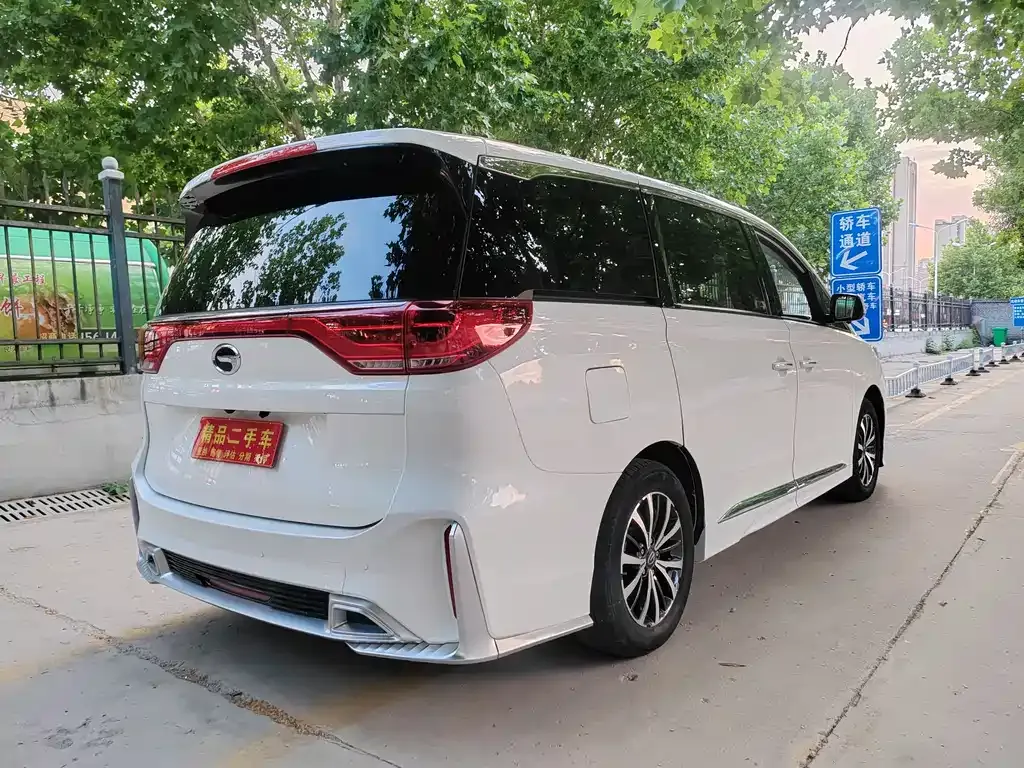 GAC Motor Trumpchi M8 — фото 7