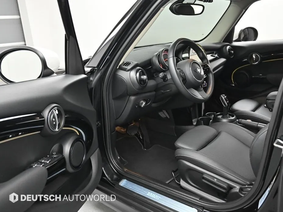 Mini Cooper 2023 из KR, фото 9
