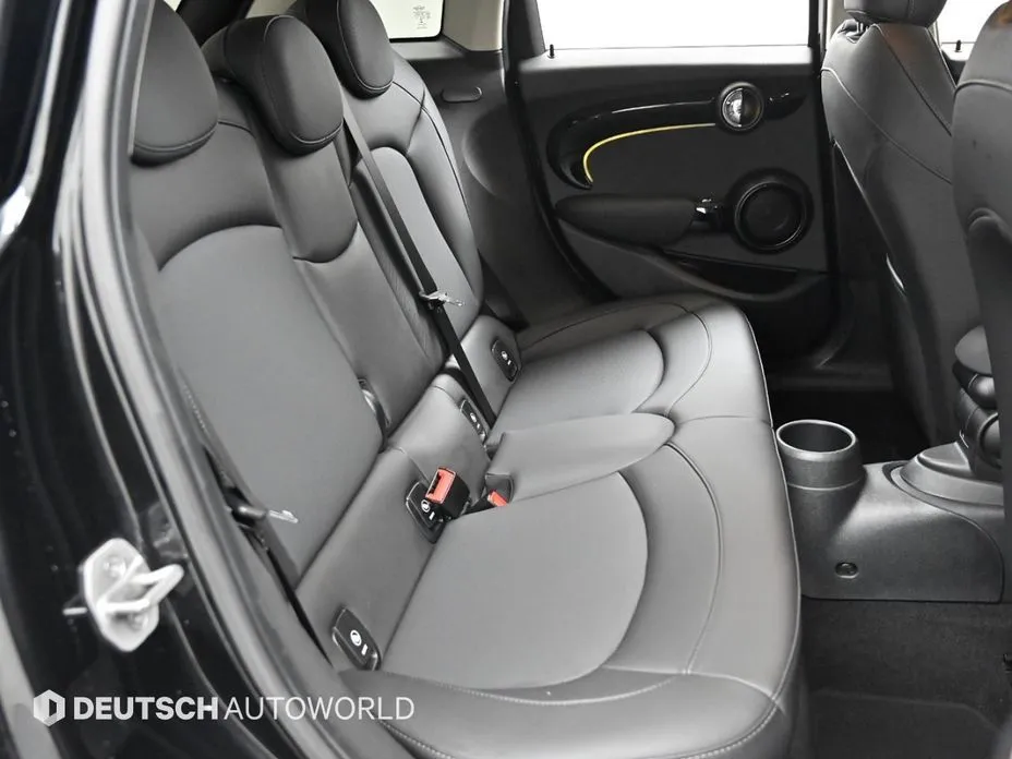 Mini Cooper 2023 из KR, фото 7