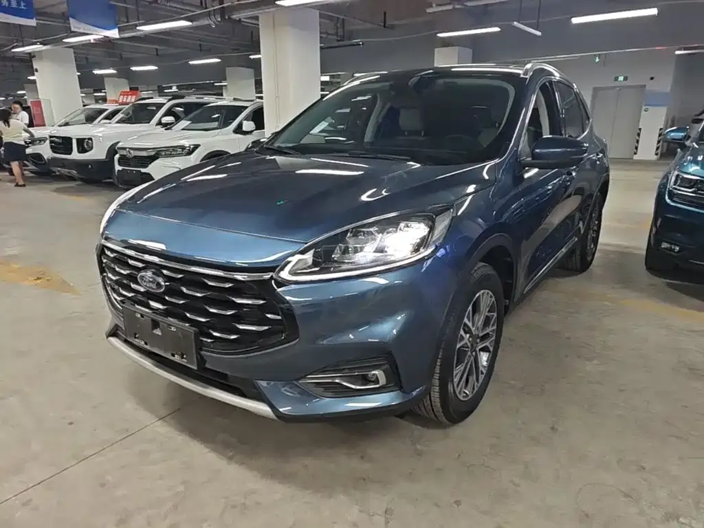 Ford Escape 2023 из CN, фото 3