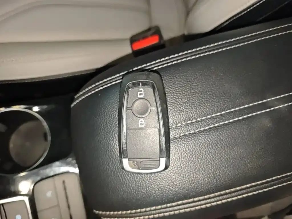 Ford Escape 2023 из CN, фото 9