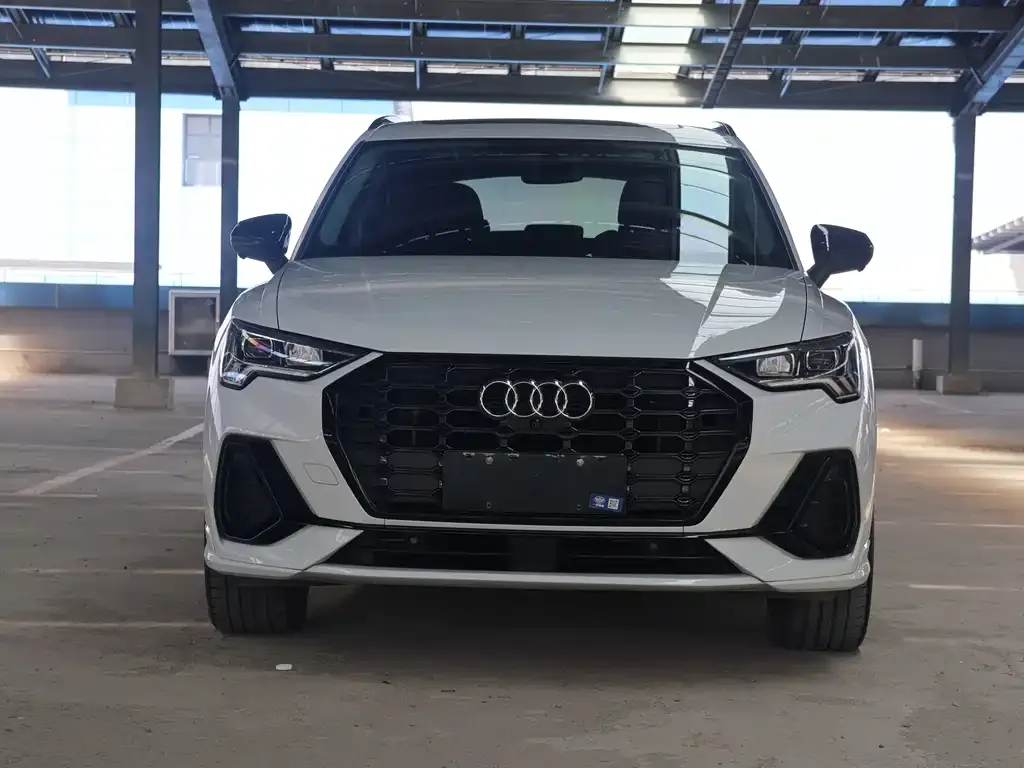 Audi Q3 — фото 4