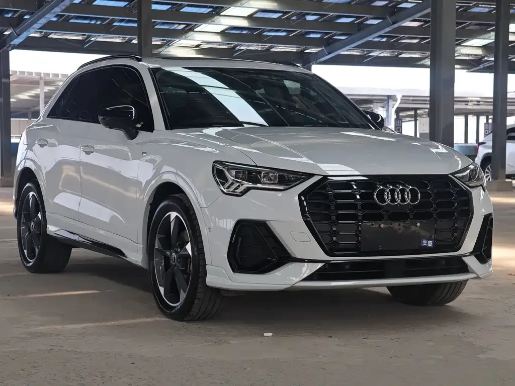 Audi Q3 — фото 9