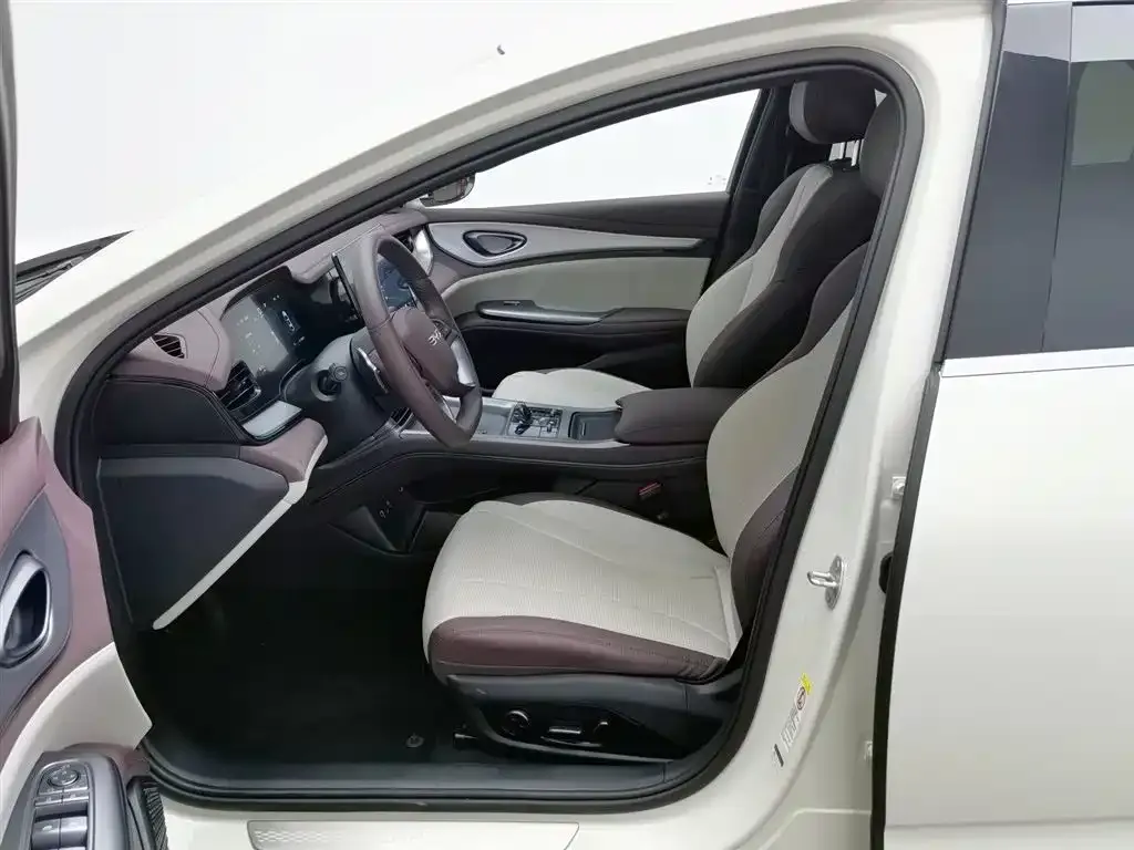 BYD Seal 07 DM-i 2025 из CN, фото 8