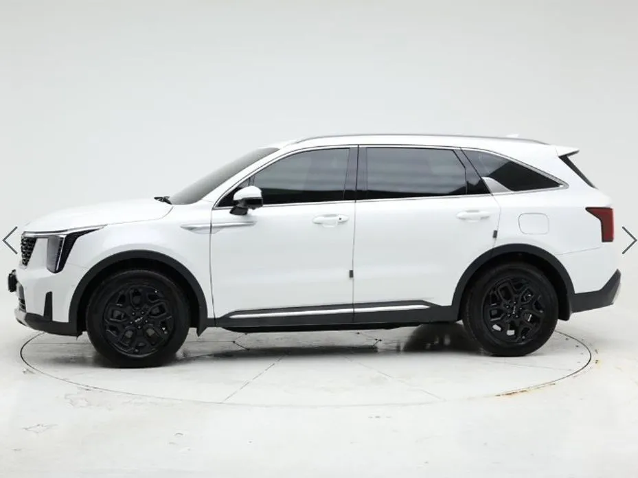 Kia Sorento — фото 5