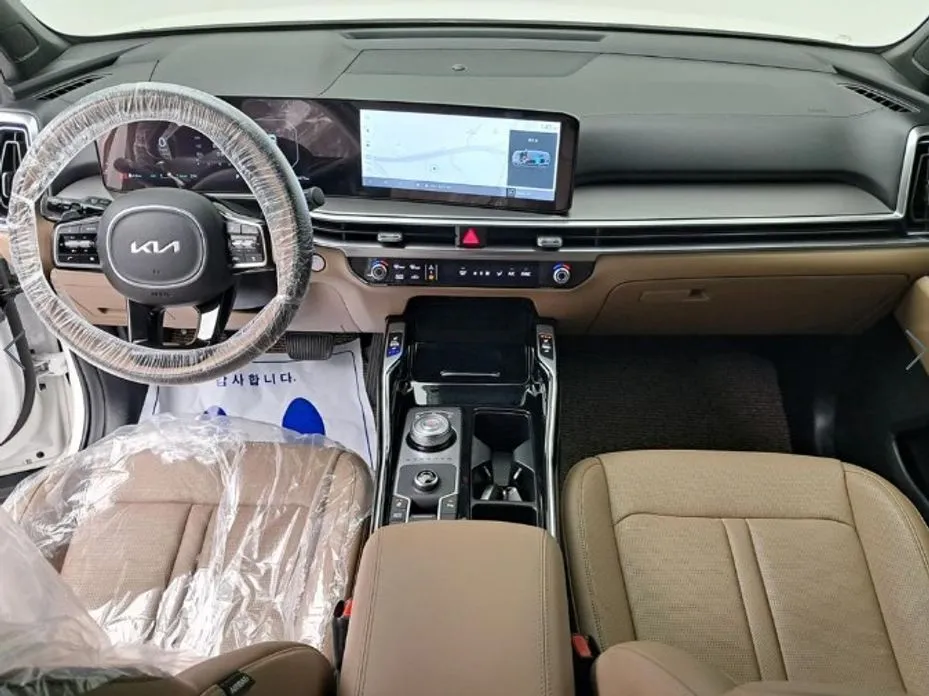 Kia Sorento — фото 7