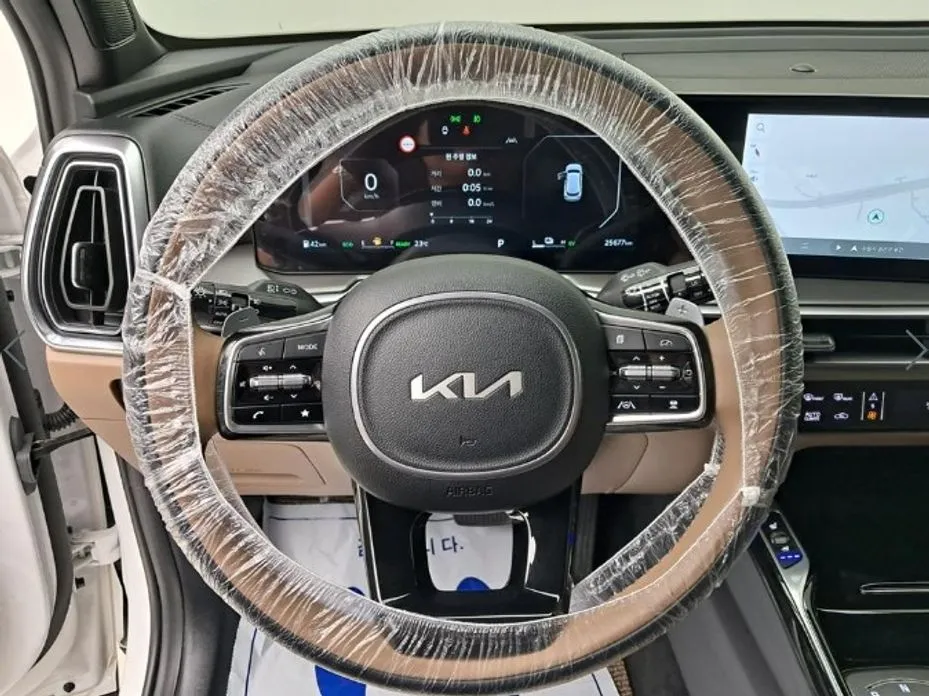 Kia Sorento — фото 8