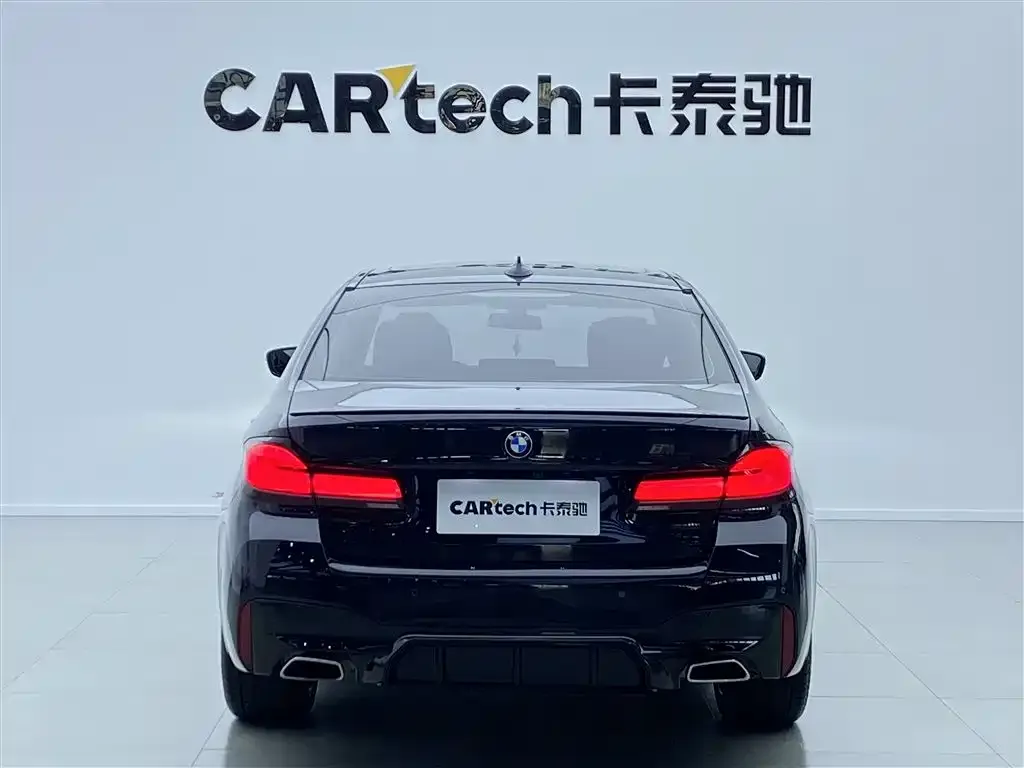 BMW 5 Series — фото 2