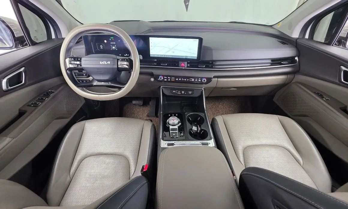 Kia Carnival — фото 10