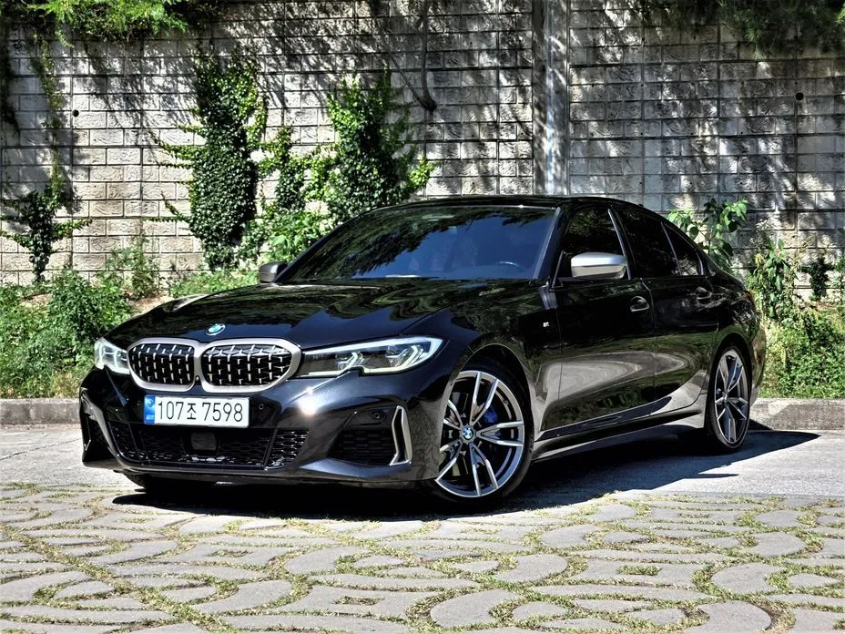BMW 3-Series — фото 1