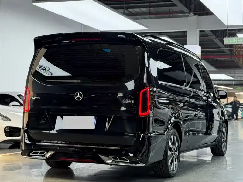 Mercedes-Benz Vito — фото 2