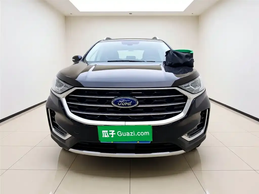 Ford Edge — фото 4