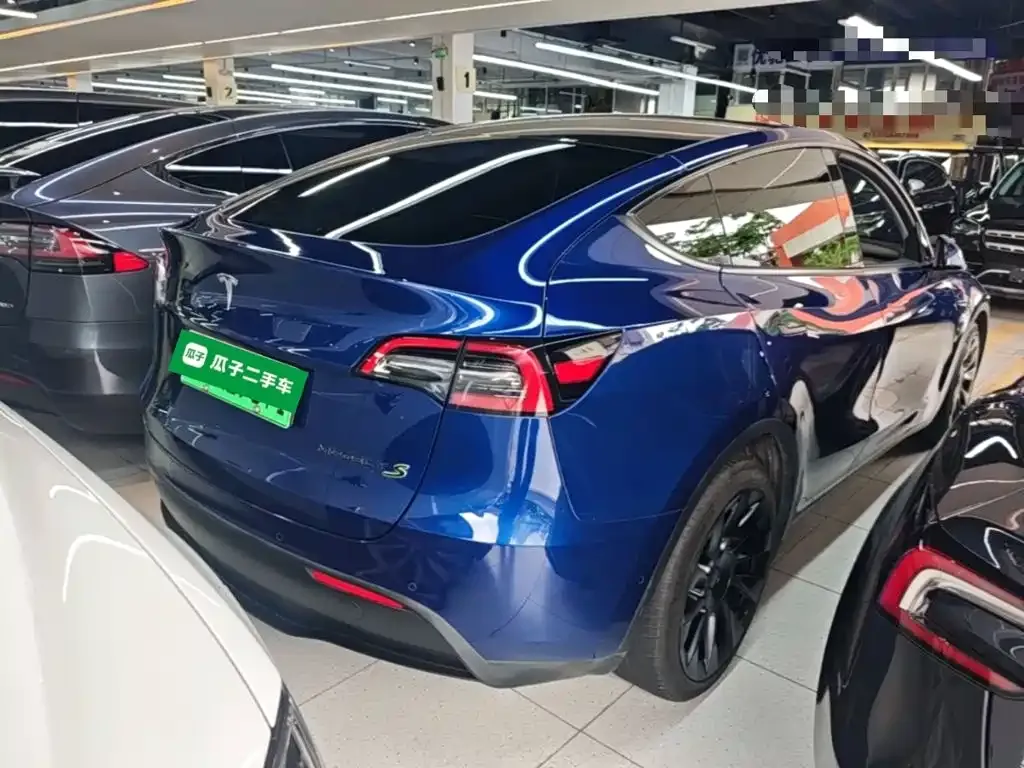 Tesla Model Y — фото 4