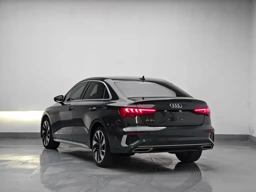 Audi A3 — фото 2